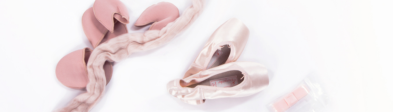 Pointe/Shoe accessories