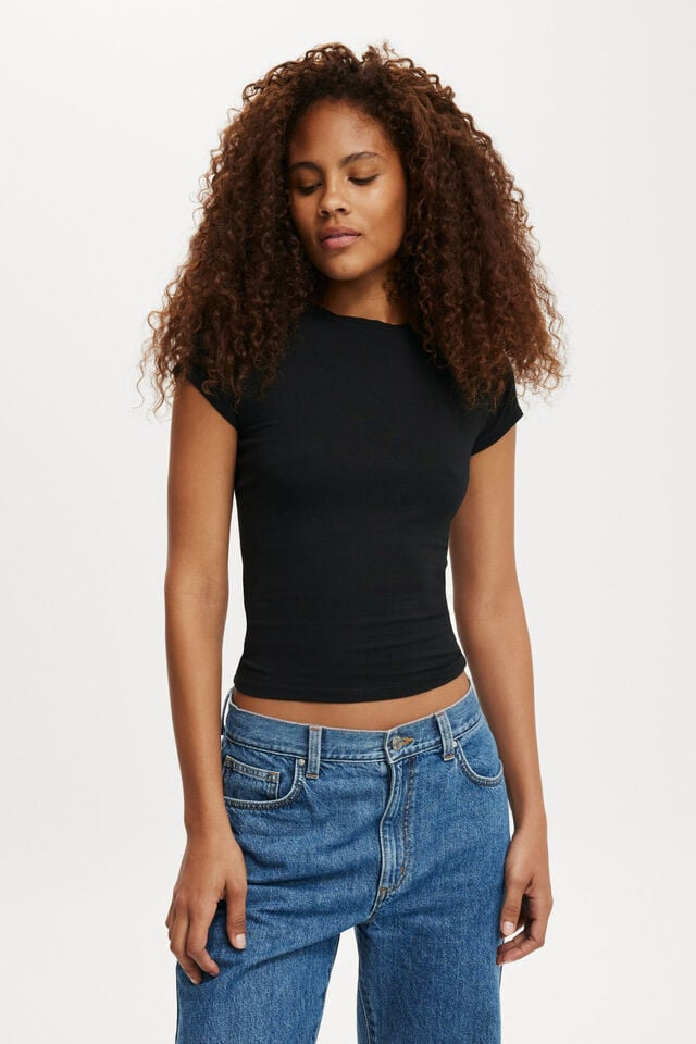 KPA  FITTED CREW TEE