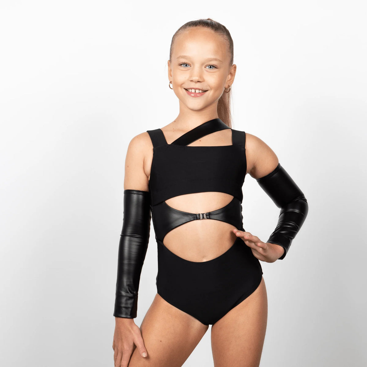 Cosi G Sleeves Faux Leather